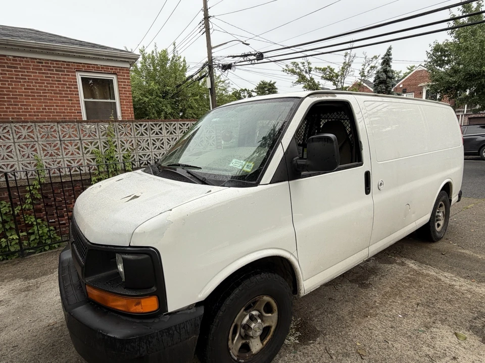 2008 Chevrolet Express - Image 3 of 14