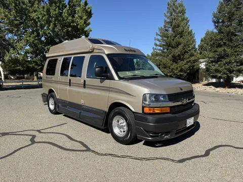 2008 Chevrolet Express G2500 Roadtrek 170