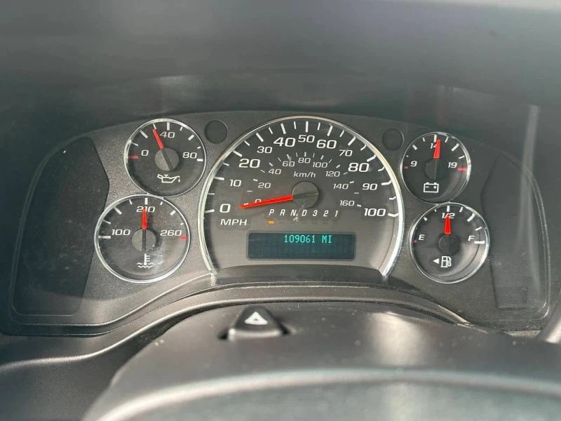 2008 Chevrolet Express - Image 6 of 12