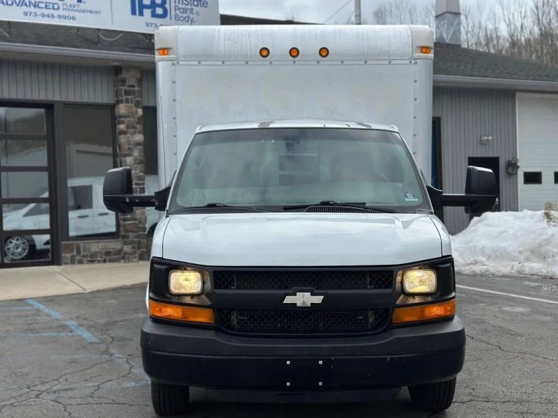 2008 Chevrolet Express - Image 3 of 12