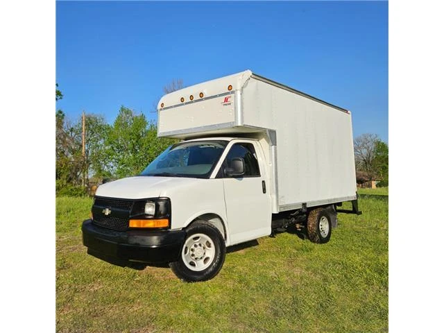 2008 Chevrolet Express - Image 4 of 14