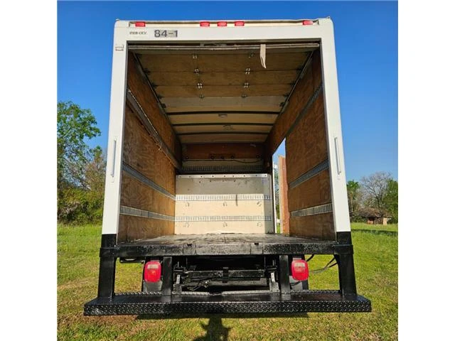 2008 Chevrolet Express - Image 10 of 14