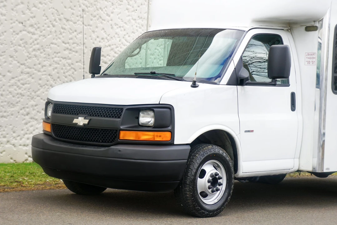 2008 Chevrolet Express - Image 21 of 21