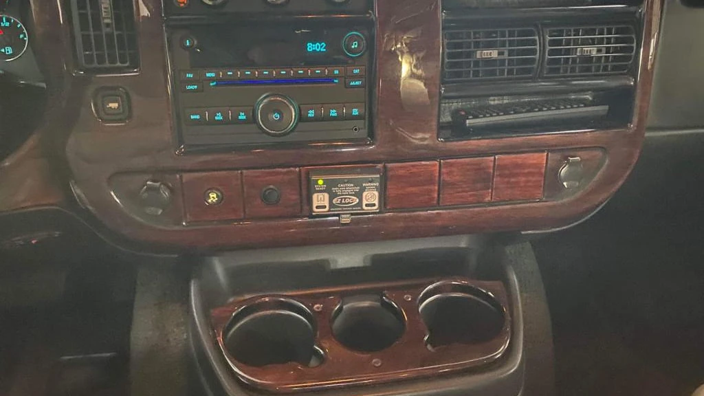 2008 Chevrolet Express - Image 6 of 14