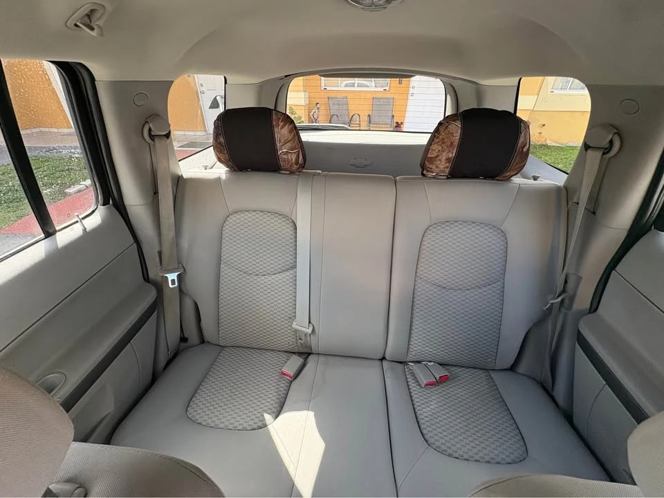 2008 Chevrolet HHR - Image 6 of 10