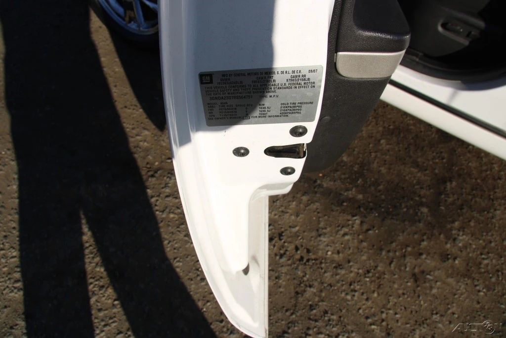 2008 Chevrolet HHR - Image 10 of 21