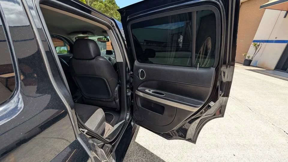 2008 Chevrolet HHR - Image 6 of 13