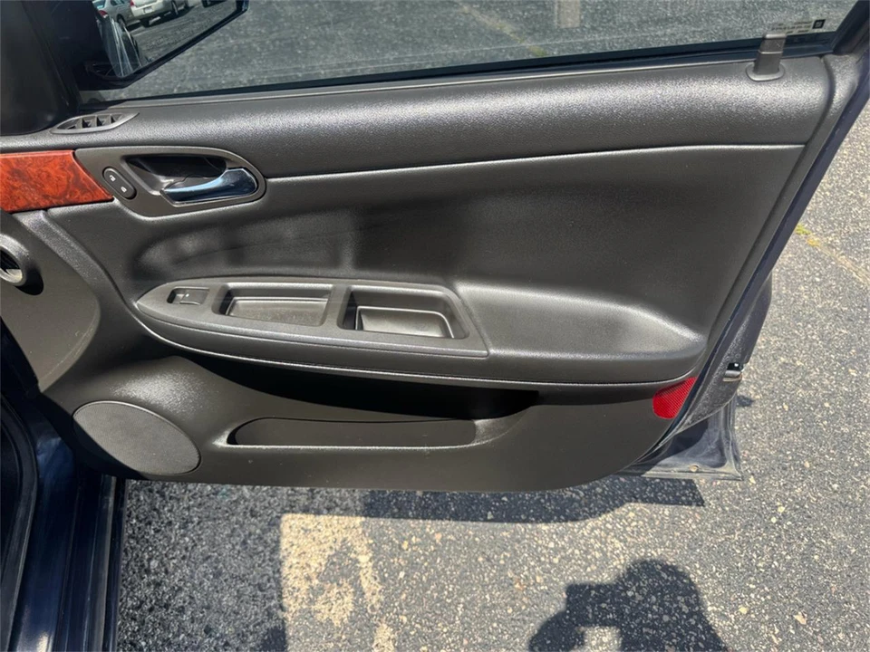 2008 Chevrolet Impala 9th Gen - Image 27 of 31