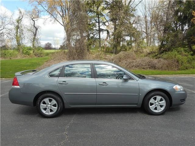 2008 Chevrolet Impala 9th Gen - Image 2 of 12