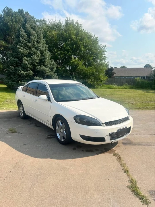 2008 Chevrolet Impala 9th Gen - Image 2 of 12