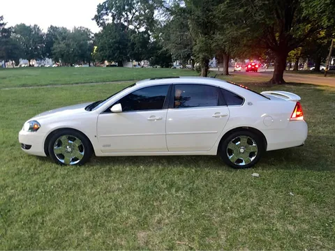 2008 Chevrolet Impala SS Sedan 4D