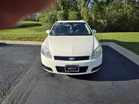 2008 Chevrolet Impala SS Sedan 4D