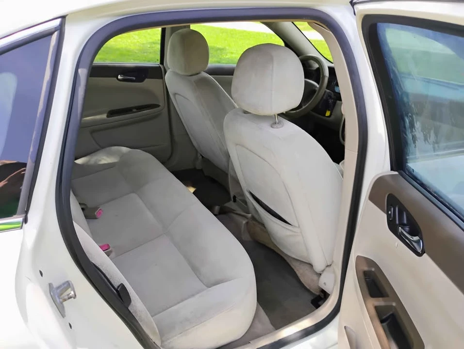 2008 Chevrolet Impala 9th Gen - Image 10 of 12