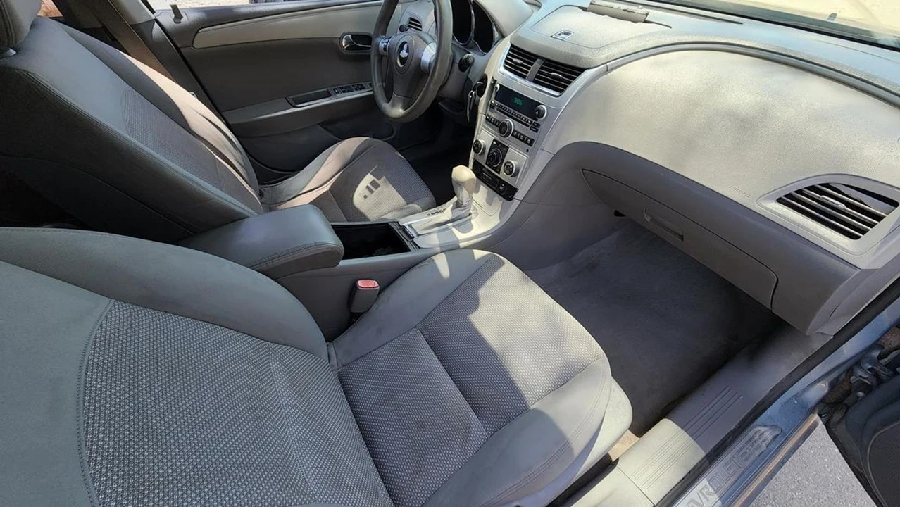 2008 Chevrolet Malibu - Image 10 of 12