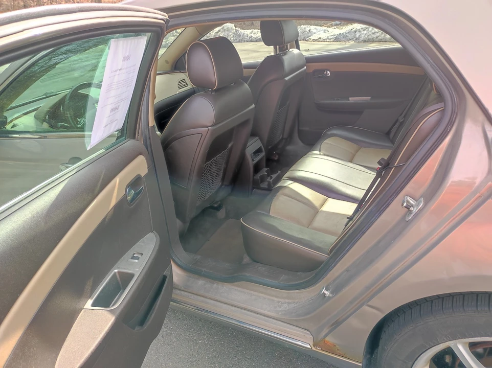 2008 Chevrolet Malibu - Image 9 of 21