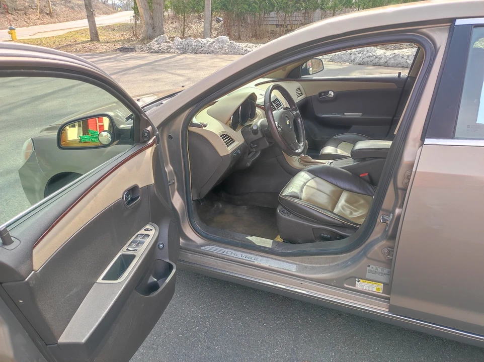 2008 Chevrolet Malibu - Image 8 of 21