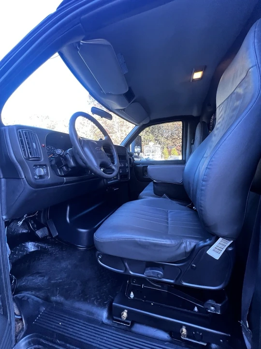 2008 Chevrolet Kodiak - Image 7 of 15