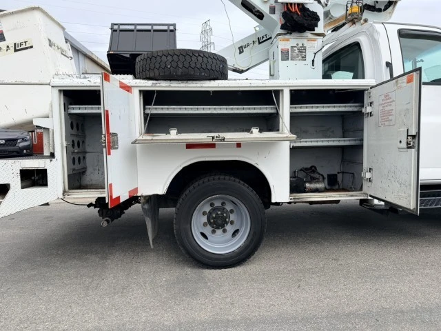 2008 Chevrolet - Image 11 of 20
