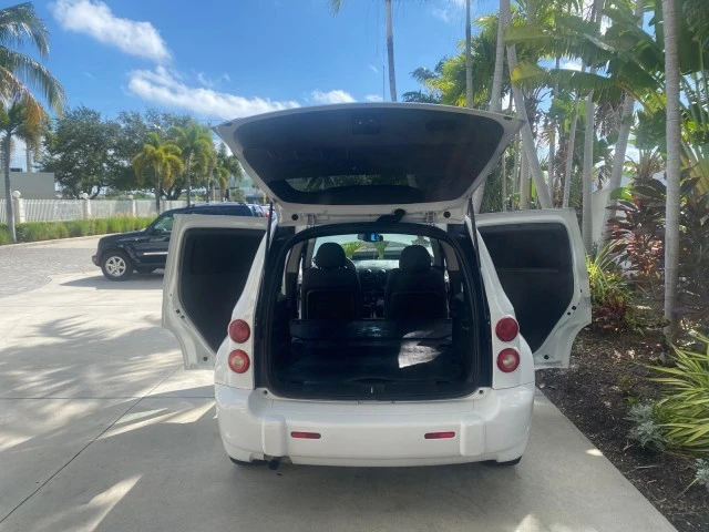 2008 Chevrolet HHR - Image 16 of 21