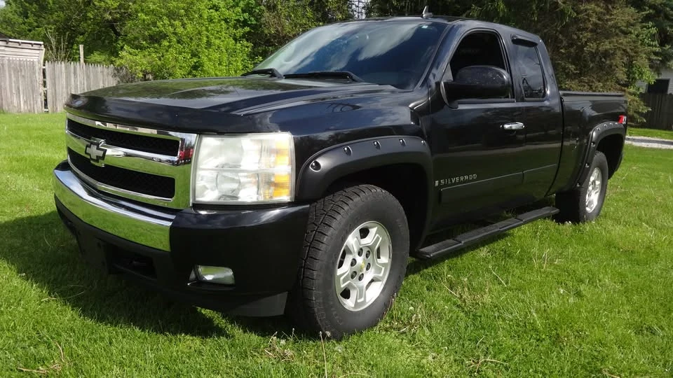2008 Chevrolet Silverado 2nd Gen - Image 2 of 9