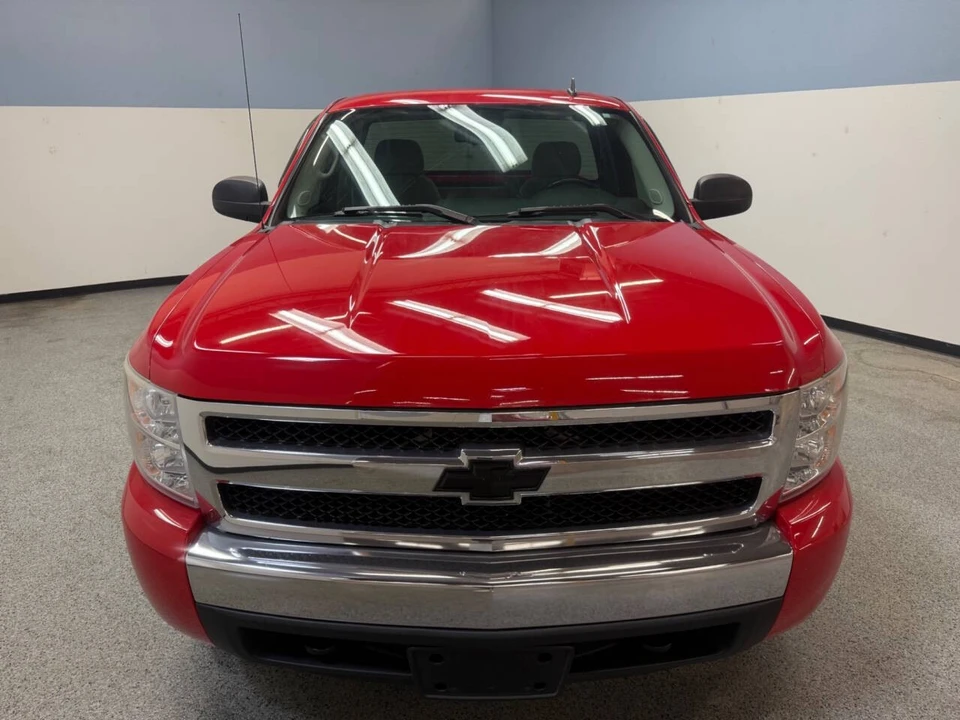 2008 Chevrolet Silverado 2nd Gen - Image 2 of 21
