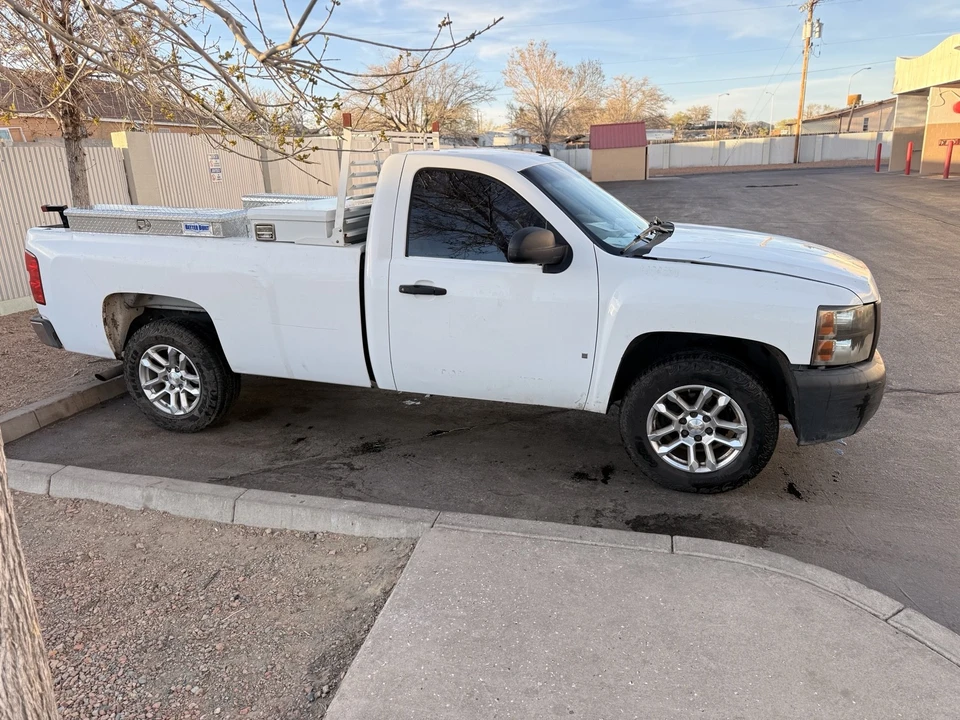 2008 Chevrolet Silverado 2nd Gen - Image 4 of 10