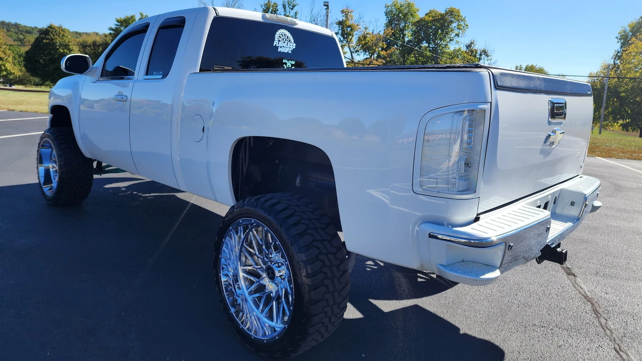 2008 Chevrolet Silverado 2nd Gen - Image 15 of 17
