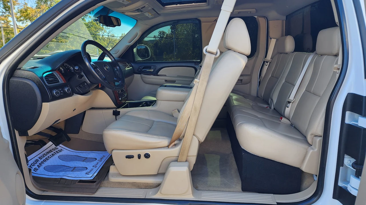 2008 Chevrolet Silverado 2nd Gen - Image 4 of 17