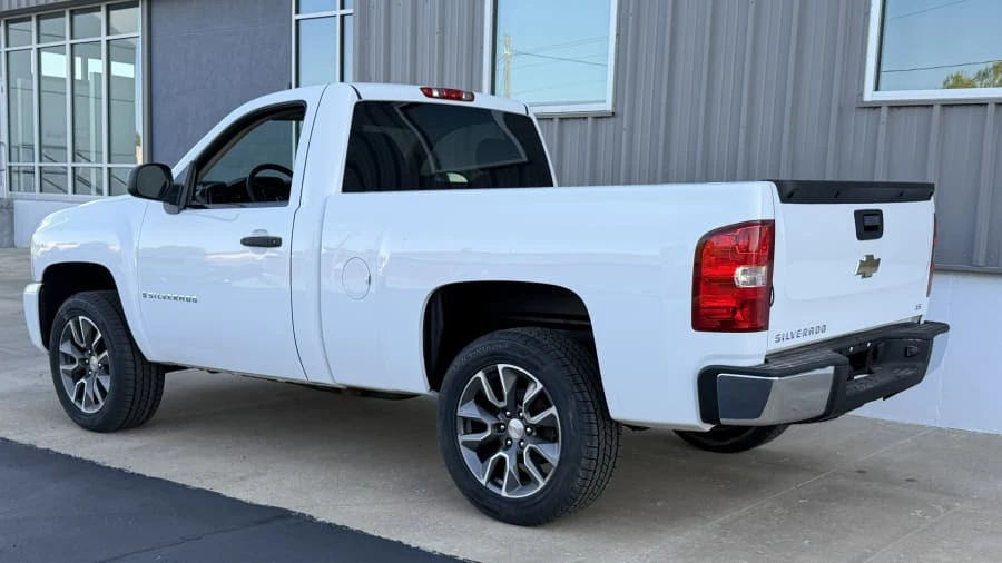 2008 Chevrolet Silverado 2nd Gen - Image 3 of 8