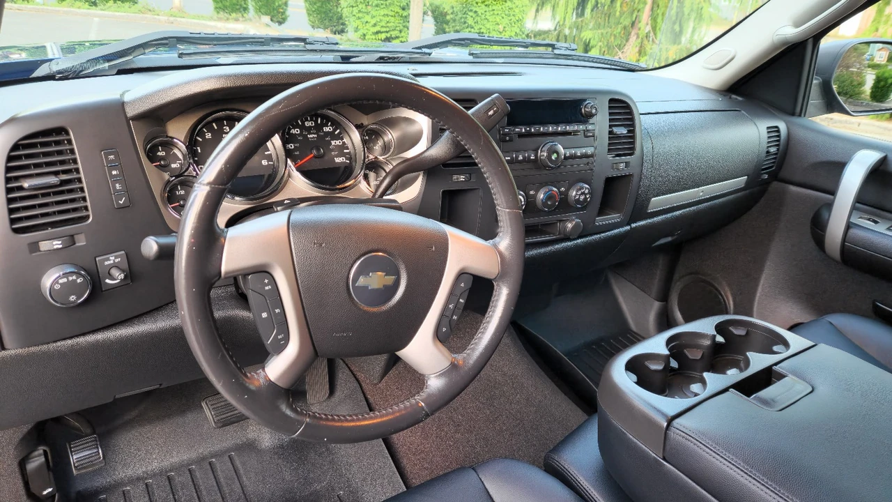 2008 Chevrolet Silverado 2nd Gen - Image 11 of 19
