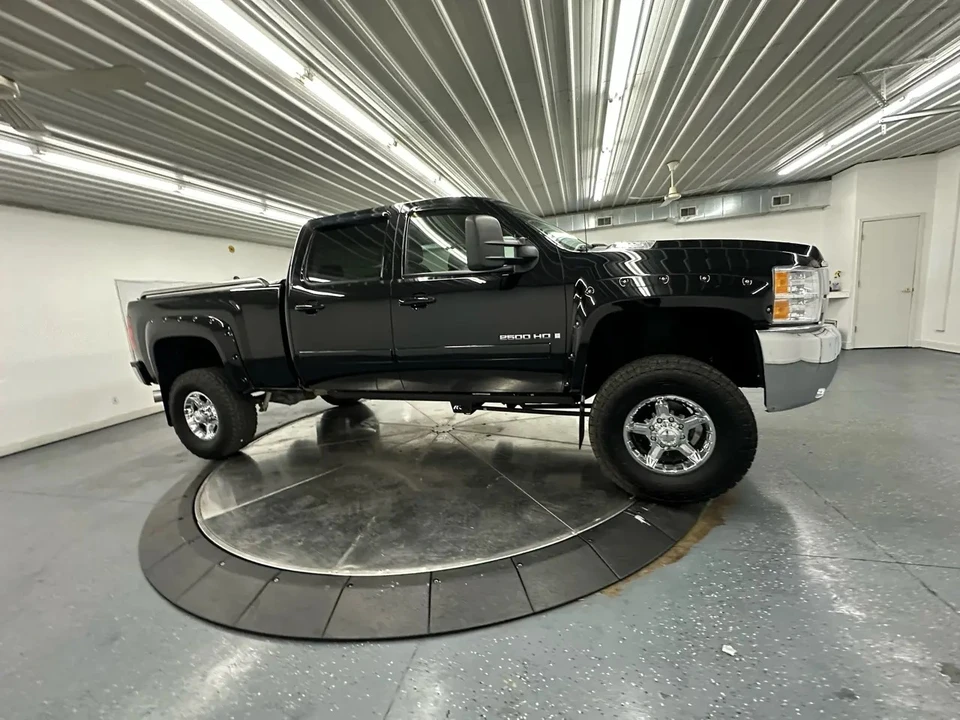 2008 Chevrolet Silverado Heavy Duty 2nd Gen - Image 11 of 31