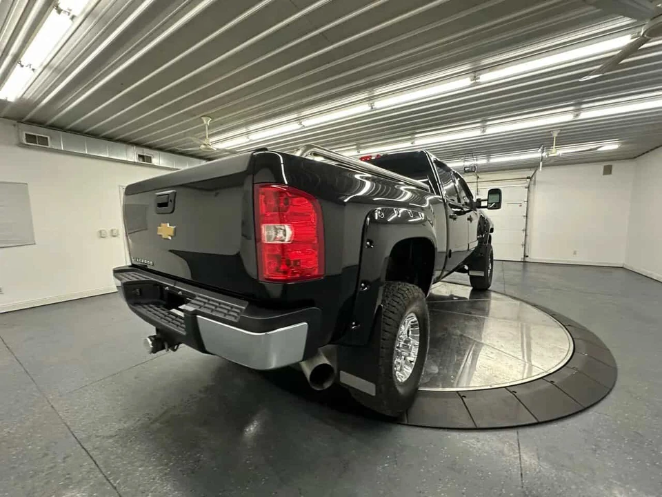 2008 Chevrolet Silverado Heavy Duty 2nd Gen - Image 16 of 31