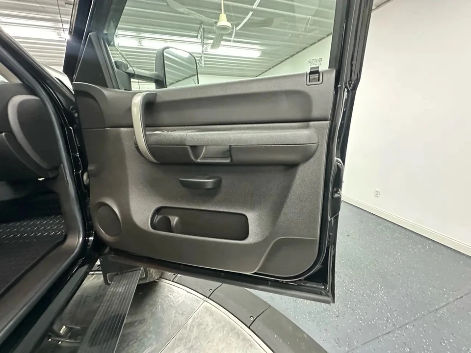 2008 Chevrolet Silverado Heavy Duty 2nd Gen - Image 29 of 31