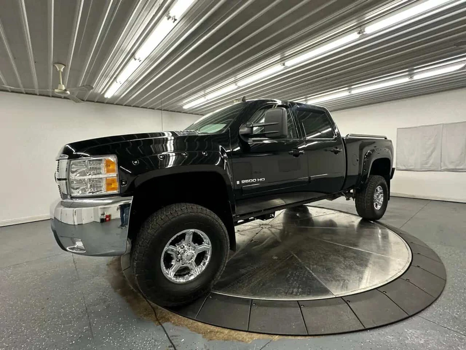2008 Chevrolet Silverado Heavy Duty 2nd Gen - Image 4 of 31