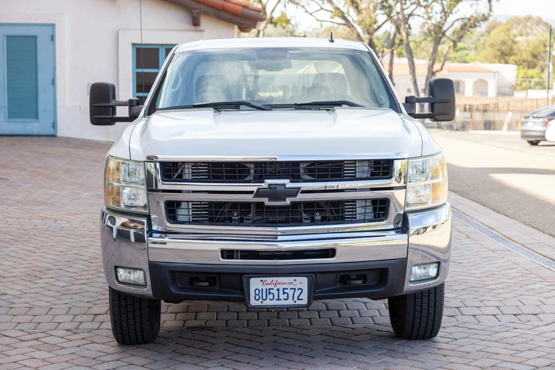 2008 Chevrolet Silverado Heavy Duty 2nd Gen - Image 2 of 31