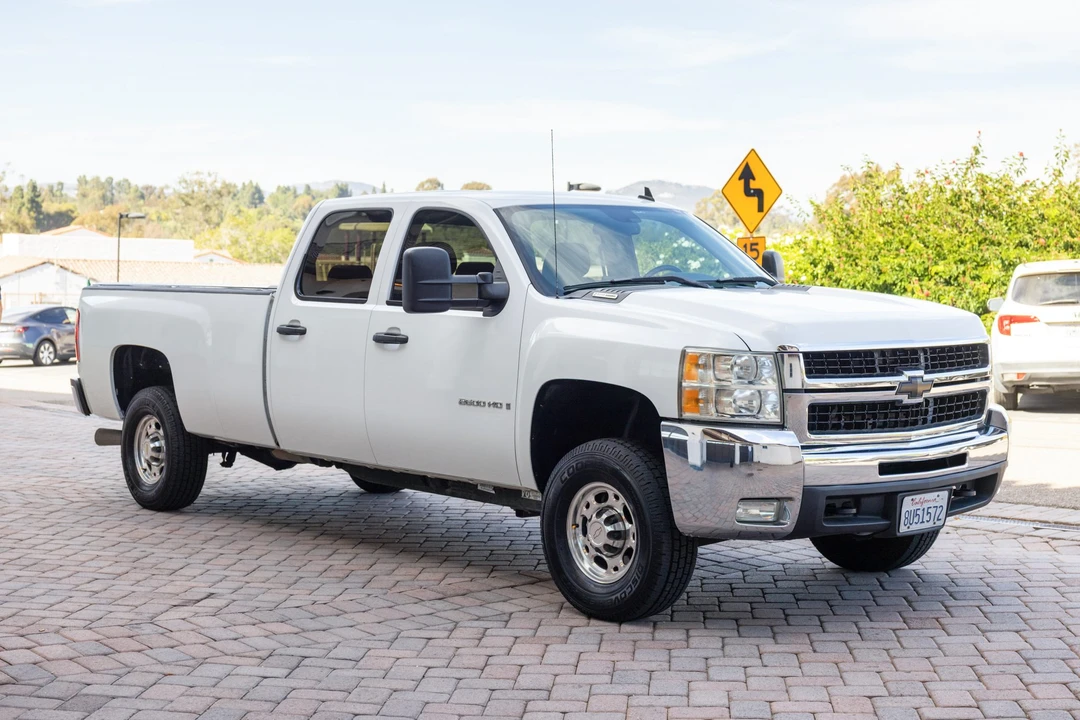 2008 Chevrolet Silverado Heavy Duty 2nd Gen - Image 3 of 31
