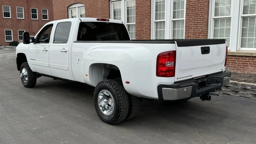 2008 Chevrolet Silverado Heavy Duty 2nd Gen - Image 3 of 15