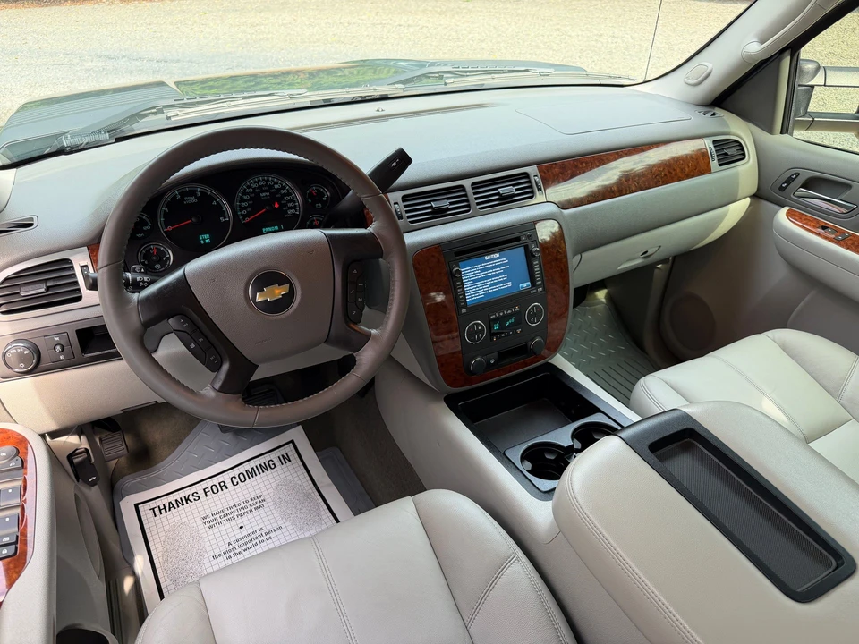 2008 Chevrolet Silverado Heavy Duty 2nd Gen - Image 4 of 16