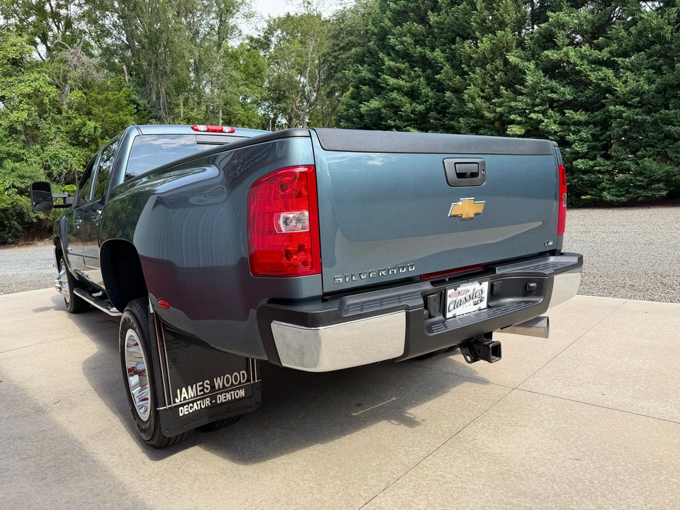 2008 Chevrolet Silverado Heavy Duty 2nd Gen - Image 9 of 16