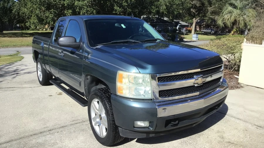 2008 Chevrolet Silverado 2nd Gen - Image 2 of 3