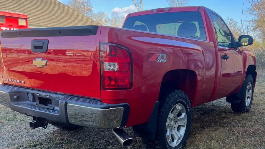 2008 Chevrolet Silverado 2nd Gen - Image 2 of 8
