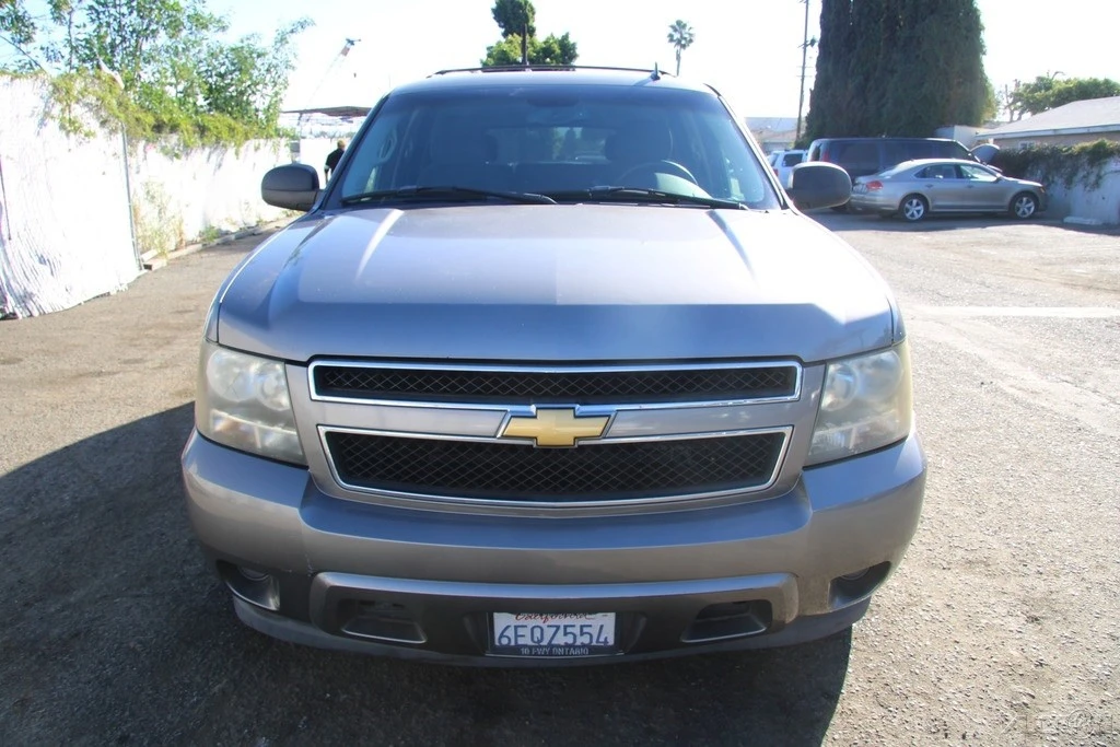 2008 Chevrolet Suburban 10th Gen - Image 11 of 21