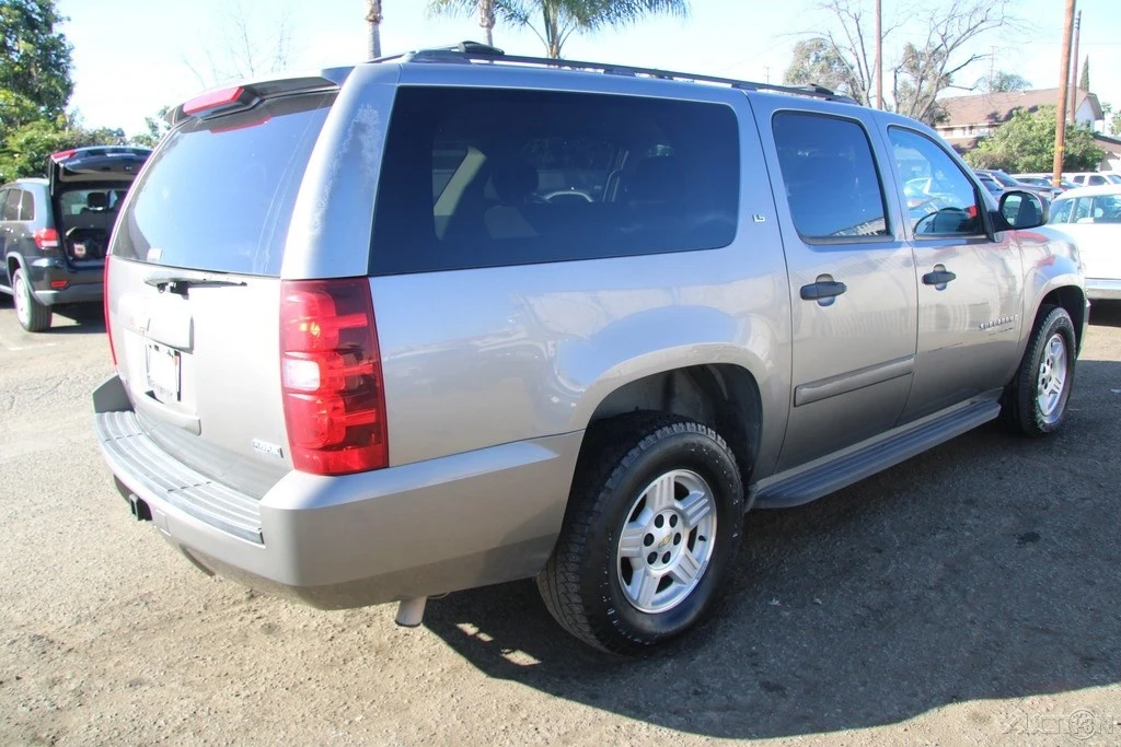 2008 Chevrolet Suburban 10th Gen - Image 7 of 21