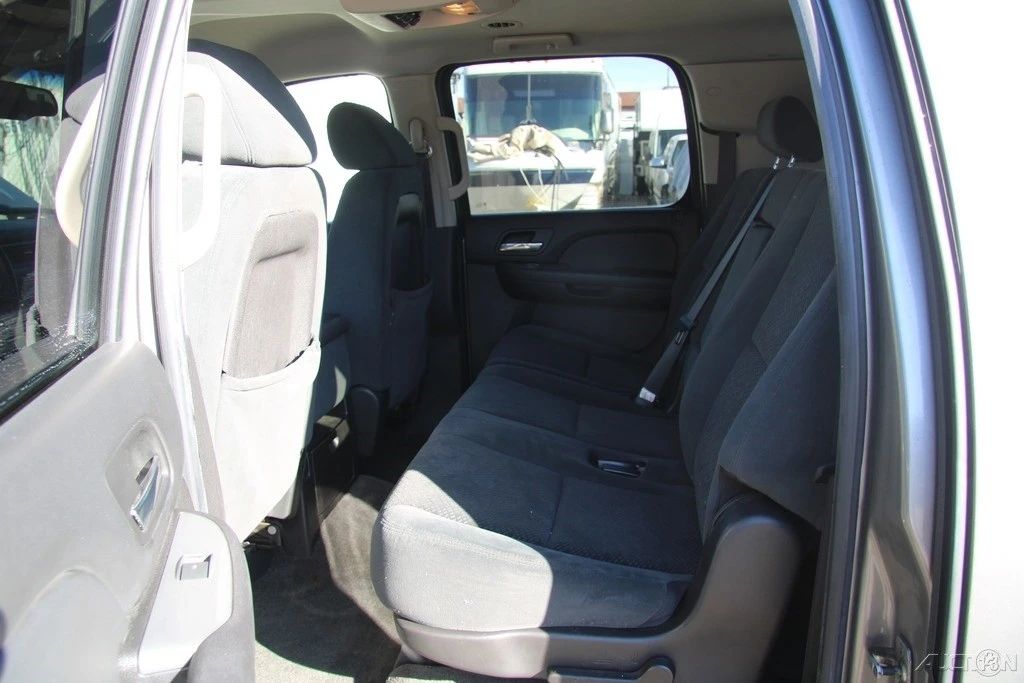 2008 Chevrolet Suburban 10th Gen - Image 20 of 21