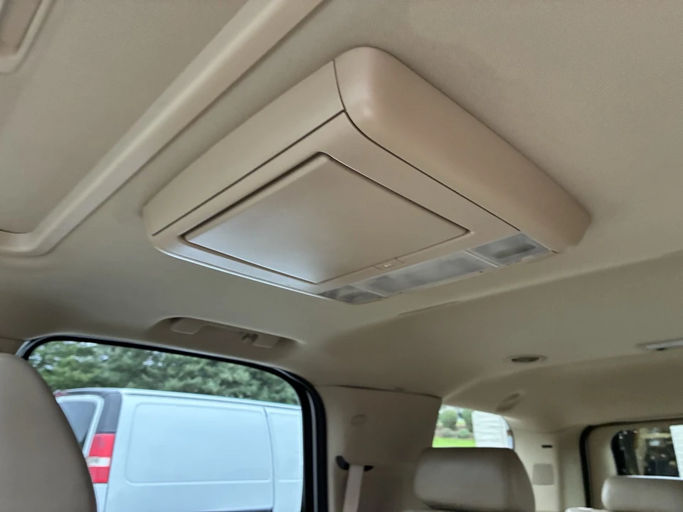 2008 Chevrolet Tahoe 3rd Gen - Image 10 of 12