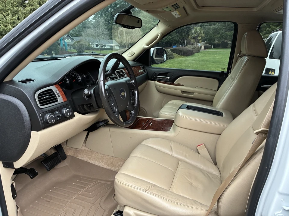 2008 Chevrolet Tahoe 3rd Gen - Image 7 of 12
