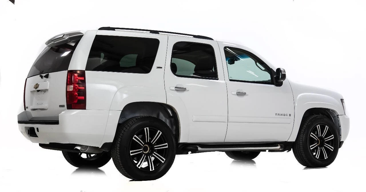 2008 Chevrolet Tahoe 3rd Gen - Image 3 of 12