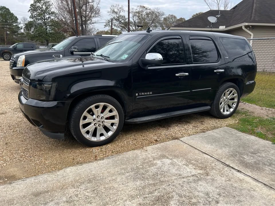 2008 Chevrolet Tahoe 3rd Gen - Image 4 of 11