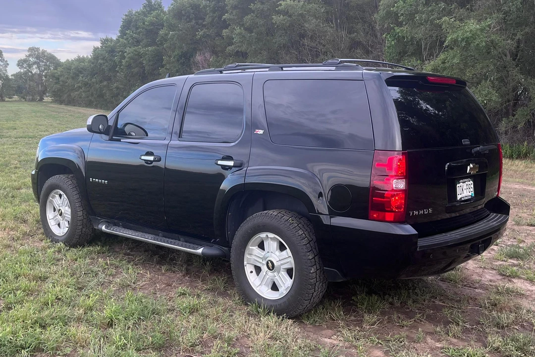 2008 Chevrolet Tahoe 3rd Gen - Image 15 of 31
