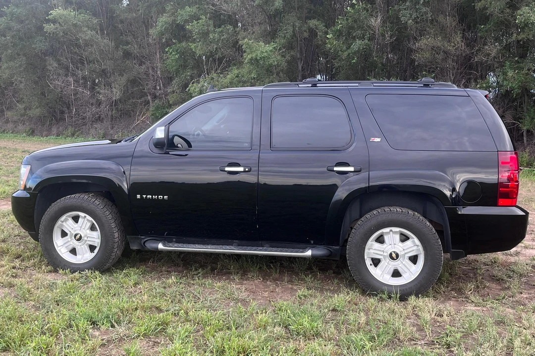 2008 Chevrolet Tahoe 3rd Gen - Image 3 of 31